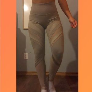 high waisted leggings xxsmall fits like  xsmall